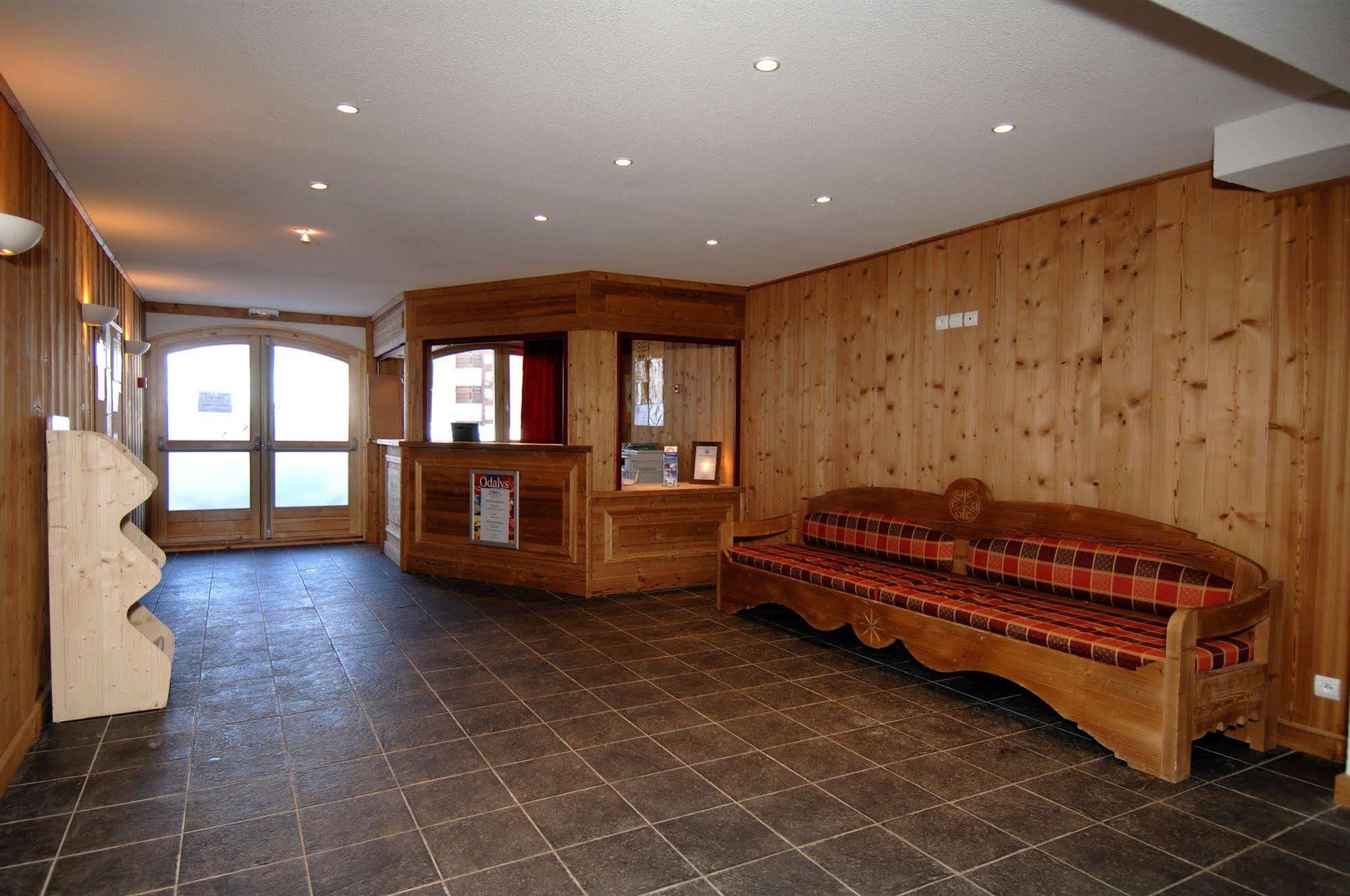 Residence Odalys Le Hameau Du Borsat 蒂涅 外观 照片